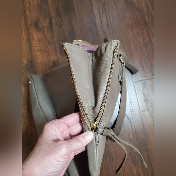 Kooba Everette Leather Tote Bag - Picture 8 of 8